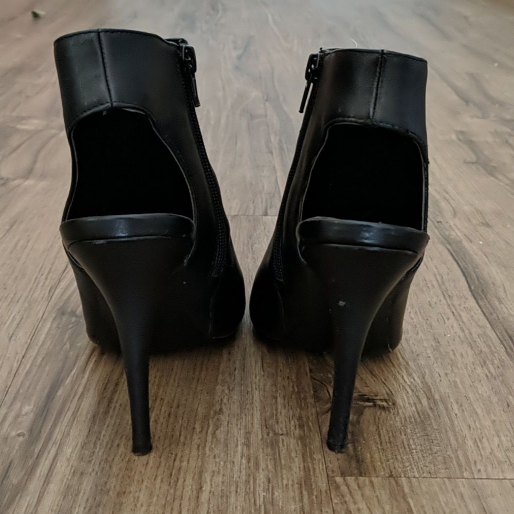 Steve Madden RocknRol Leather Booties size 8 - Picture 2 of 5